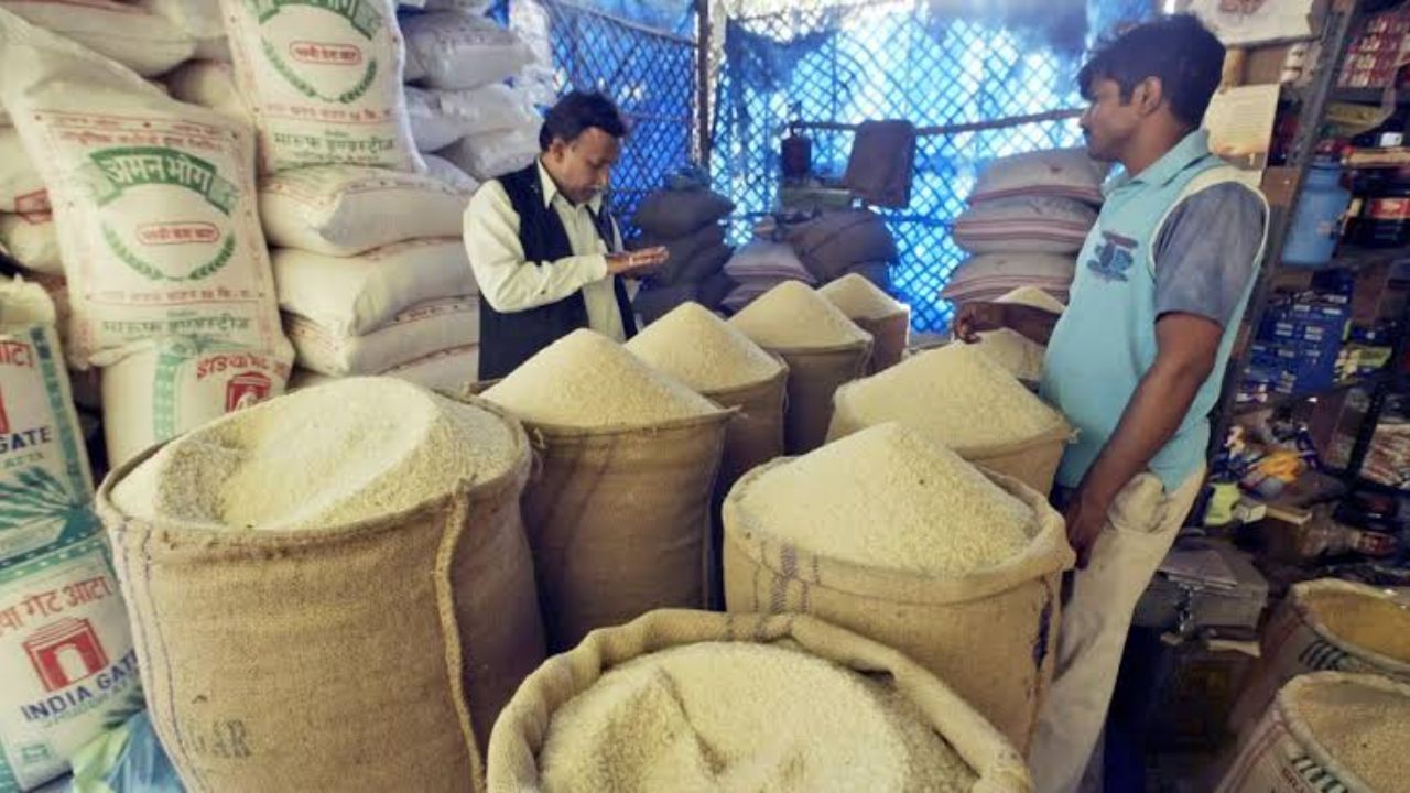 বাংলাদেশের শুল্কমুক্ত আমদানির ঘোষণায় ভারতে বাড়লো চালের দাম